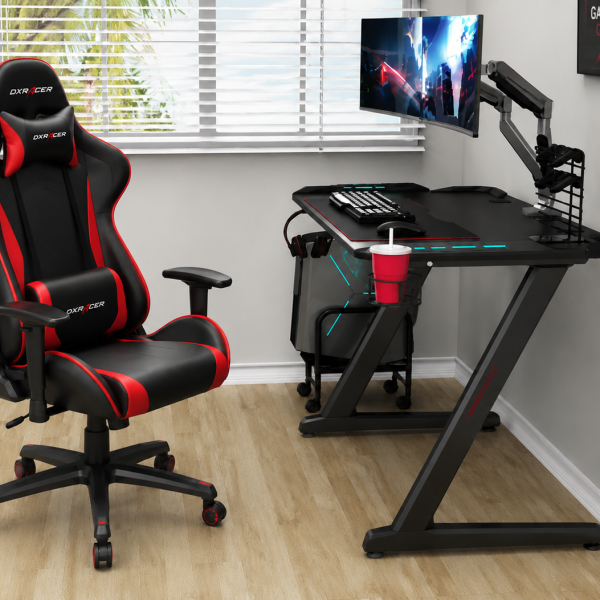 Γραφείο Gaming Z1 Ξύλινο Black με Μεταλλικά Πόδια & LED 120x60x76εκ.