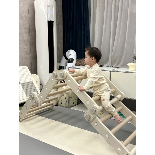 Πολυμορφικό τραπέζι σκάλα αναρρίχησης με πίνακα ζωγραφικής και πάνελ για τουβλάκια σε λευκό πορτοκαλί