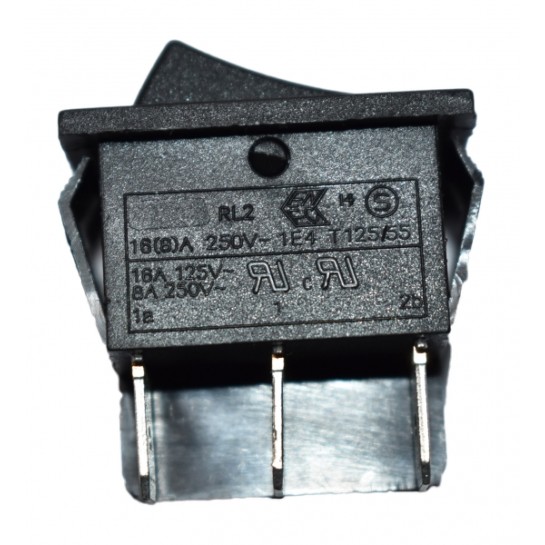 Διακόπτης MANUAL/TC 16Α 250V με έξι υποδοχές Διακόπτης MANUAL/TC 16Α 250V με έξι υποδοχές