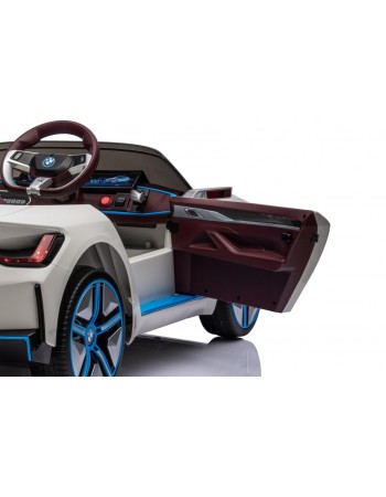 Ηλεκτροκίνητο παιδικό αυτοκίνητο Licensed BMW I4 12V με δερμάτινα καθίσματα και ελαστικά αυτοκινήτου λευκό