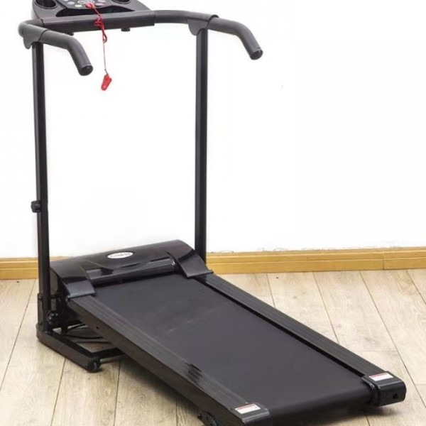 Διάδρομος γυμναστικής ηλεκτρικός αναδιπλούμενος 2.0hp σε ασημί TM168-SI Διάδρομος γυμναστικής ηλεκτρικός αναδιπλούμενος 2.0hp σε ασημί TM168-SI